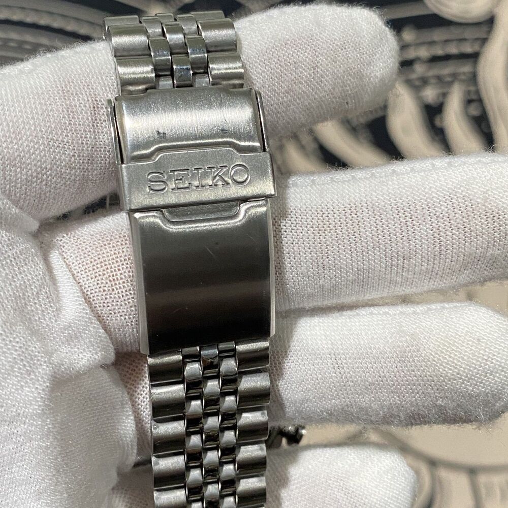 Seiko Chronograph Quartz Panda Silver White Men's Wrist Watch Jewlery - Picture 3 of 7
